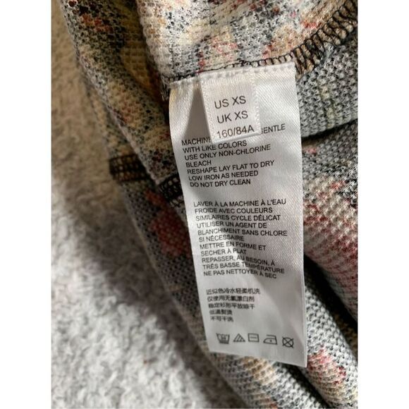 NWOT Anthropologie PILCRO Women's Split-Neck Floral Waffle Knit Thermal Top XS - Picture 8 of 10